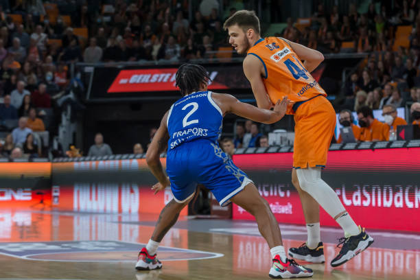 而受到广泛 而受到广泛