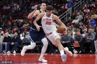 体育世界杯：大马丁成首位获最佳门将的非欧球员